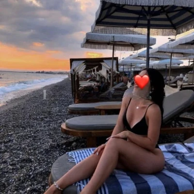 Eleonora, Escort, Piraeus