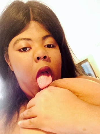 naomihotelvisits — 17 / 18