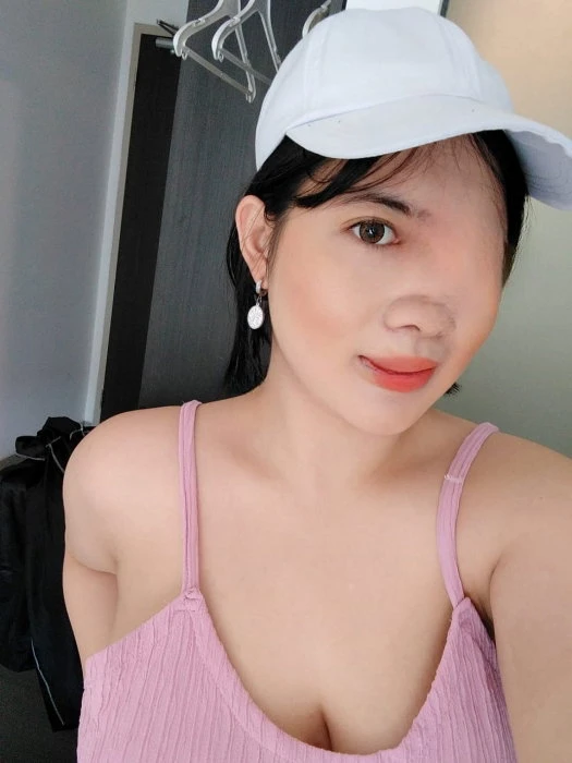 Bella — 2 / 5