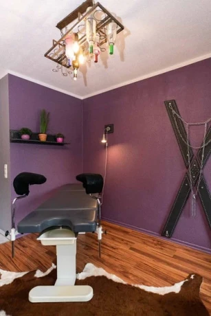 Alice im Casa Bella 2 — 10 / 11