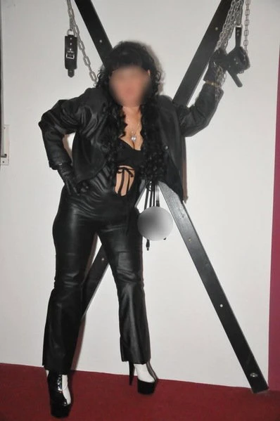 Bizarrlady Sabrina Mastr Spiele — 6 / 14