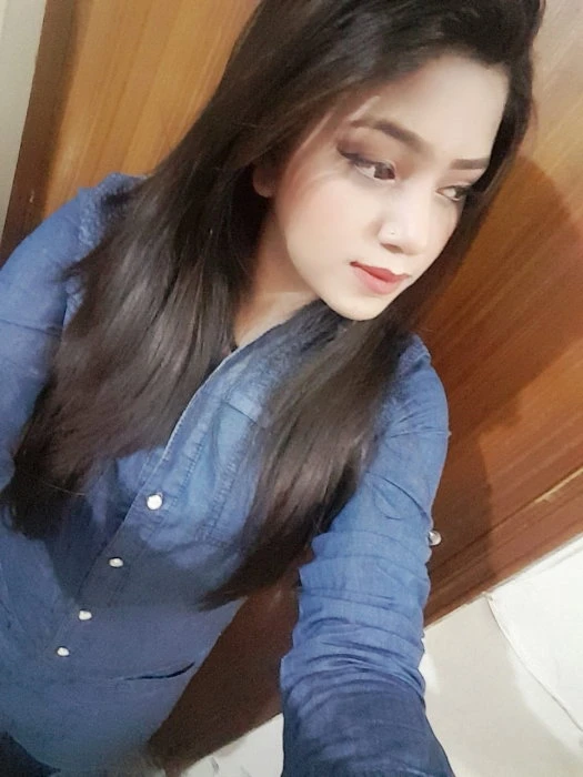 Kajul Malik, Escort, Dubai