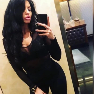 Mina, Escort, Vienna