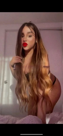 Danaez Vuitton — 7 / 12