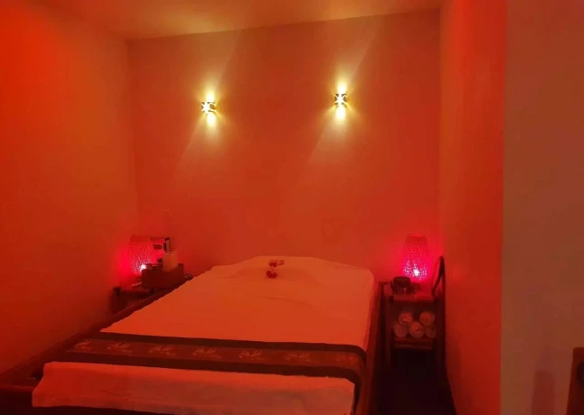 Erotische Thaise Massage Met Body To Body Massage — 3 / 8
