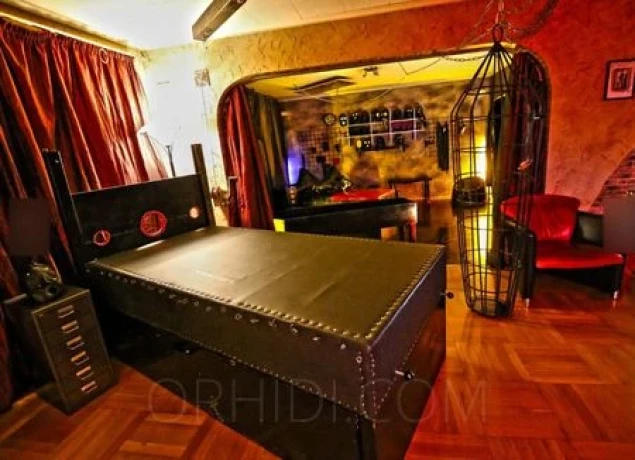 Heaven&Hell Domina Erotikhaus — 13 / 23