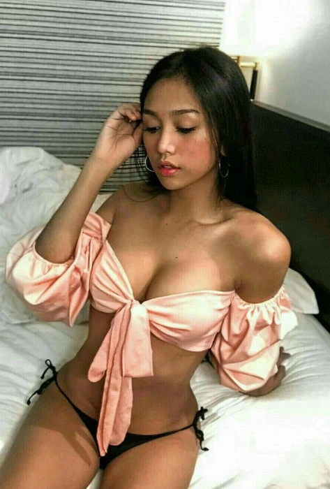 Samantha — 3 / 5
