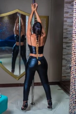 TS SILVIA AUS PERU — 2 / 19