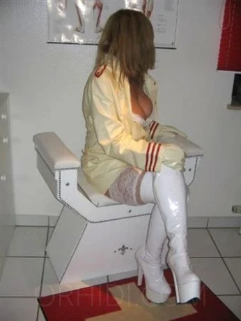 Lady Bizarr - Studio+Gyn.-Stuhl vorh. — 14 / 16