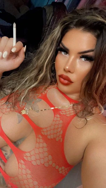 Latifa — 3 / 24