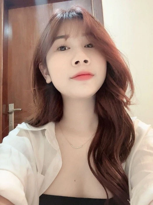 Maria, Escort, Umm Salal Muhammad