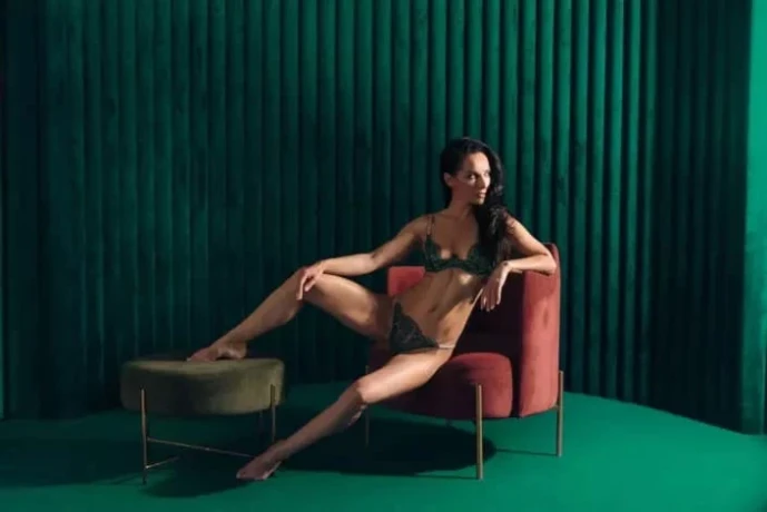 Sexxy Valentina — 3 / 5