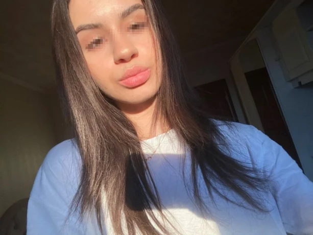 Jocelyn — 2 / 4