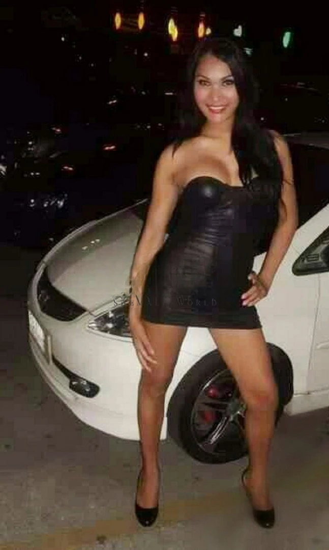 Party — 4 / 7