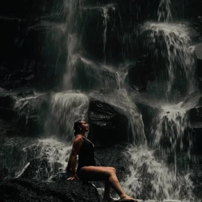 Tantric Victoria, Escort, Courchevel