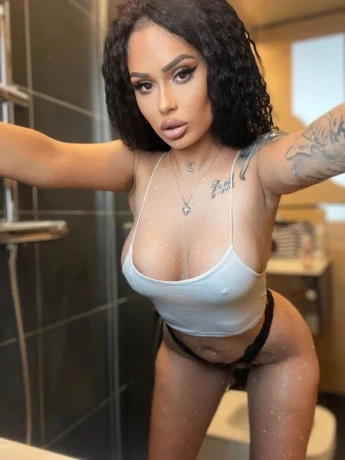 Jaqueline Haus Und Hotel Besuche — 7 / 14