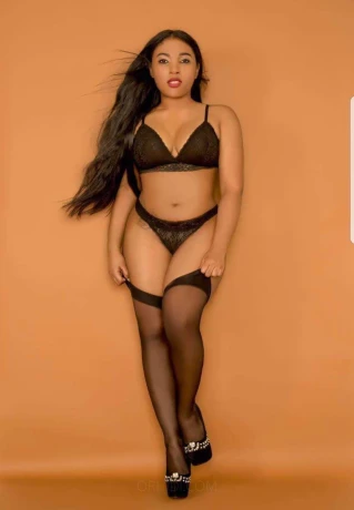 KIARA JACKSON.FULL — 8 / 10