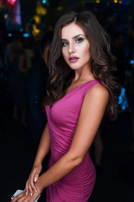 Tati, Escort, Izmir