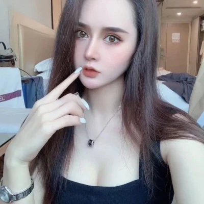 Mengmeng, Escort, Paris