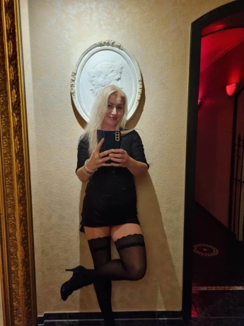 Ann Im Goldenbeach — 2 / 3