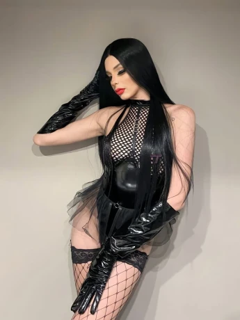 Dania Fem — 5 / 12