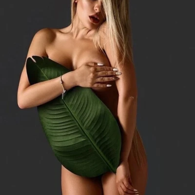 Daniela, Escort, Prague