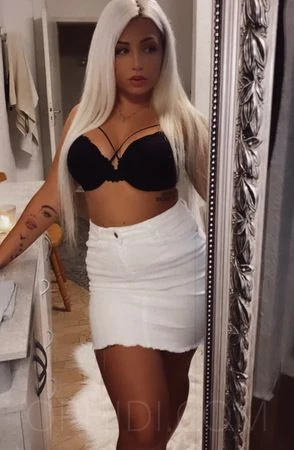 Sophia — 6 / 14
