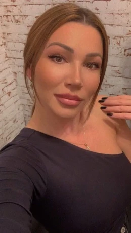 Cataleya Im Royal — 2 / 3