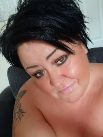 Bbwmelly45 — 1 / 12