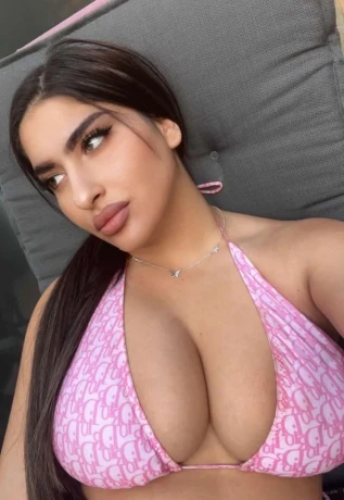 Laura Lovegirl — 4 / 6