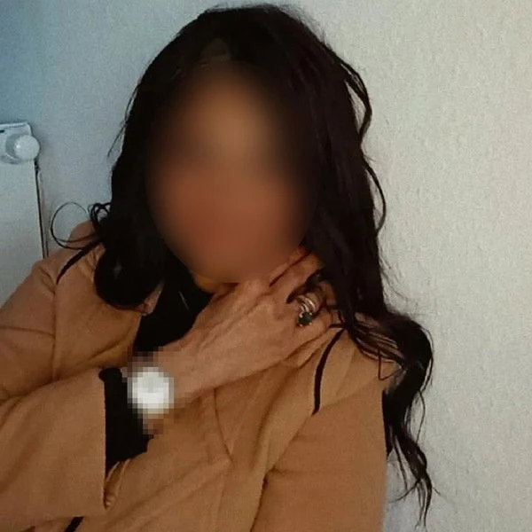 Aisha36 — 3 / 8