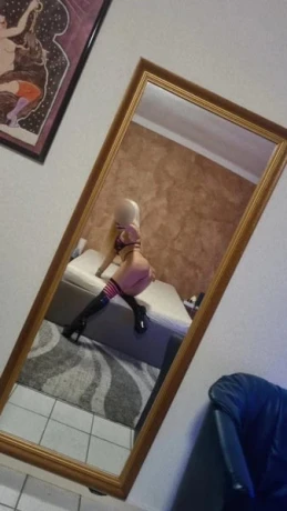 Rebecca Fox — 5 / 9