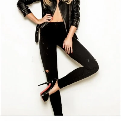 Petra, Escort, Dubai