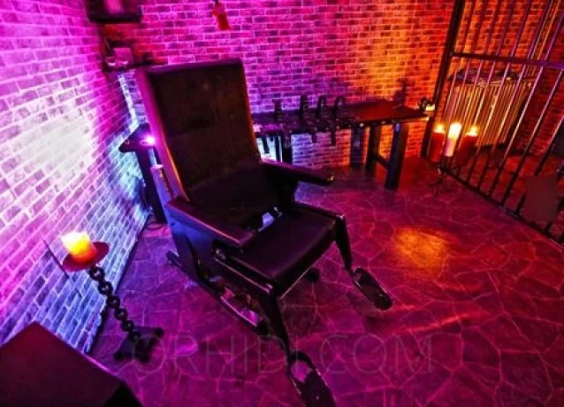 Heaven&Hell Domina Erotikhaus — 19 / 23