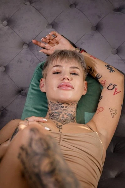 Naty Beth — 4 / 11