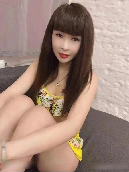 Lisa Av Princess, Escort, Freiburg