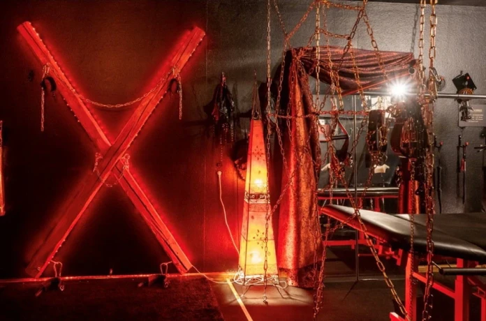 The Black Kingdom Herrin Saskia — 21 / 24