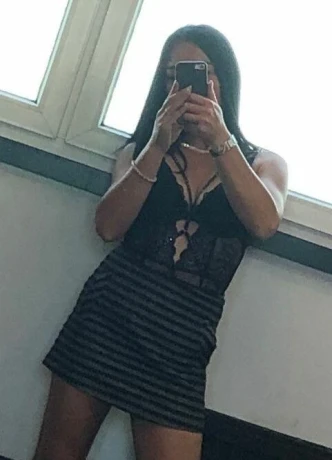 Laura Jezzaber — 1 / 5