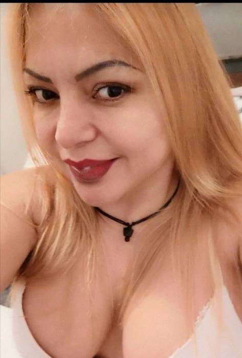 Angela — 3 / 10