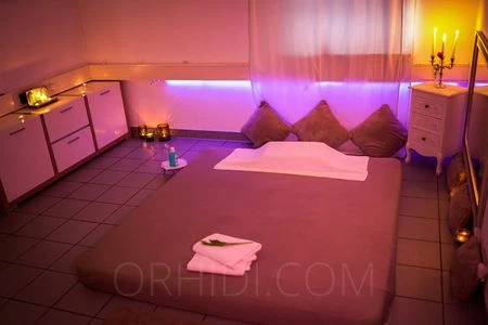 Tantra Deluxe Regensburg — 5 / 15