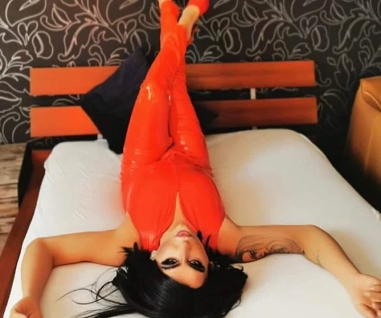 Videos Chat Bilder Mein Wunsch Ist Es Dich Jetzt Leer Zu Machen — 3 / 4