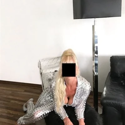 HOT &SEXY SUNNY, Escort, Worms