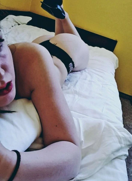 Nataly — 8 / 11