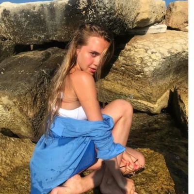 Viktoria, Escort, Kuta