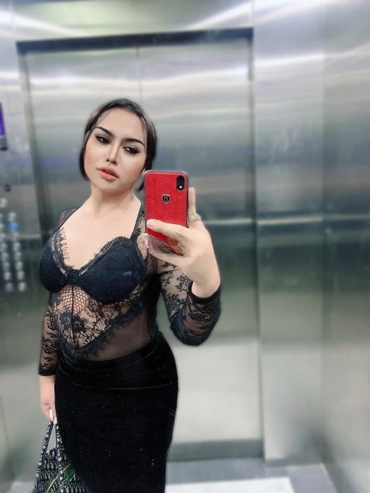Amika, Escort, Dubai