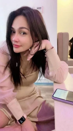 Kally Tecom — 4 / 5