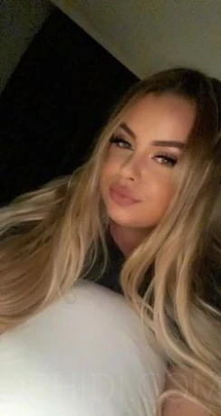 Nina 20j (Bl*w*** Queen) diskret — 4 / 6