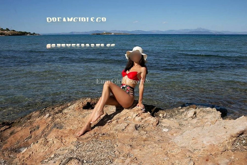 Anna Maria Dream — 8 / 10