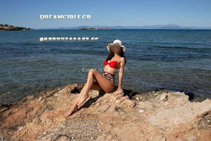 Anna Maria Dream — 8 / 10