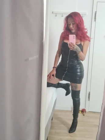 Ts Nathalia Latina Party — 9 / 21